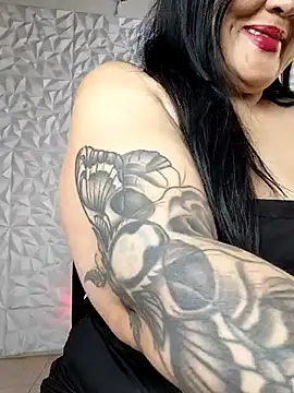 kittyhotass1 live sex cam