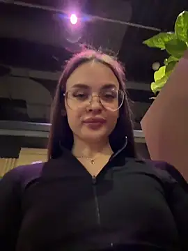 KristiRich live sex cam