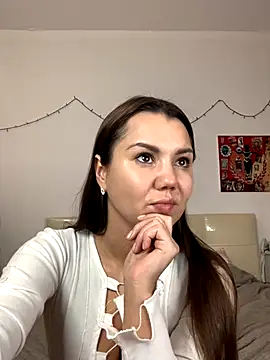 MiraMiss live sex cam