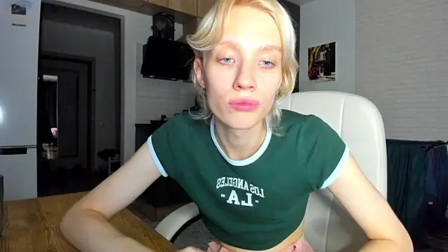 _Alice_Kitty live sex cam