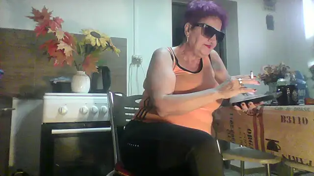 Ely_Elenita live sex cam