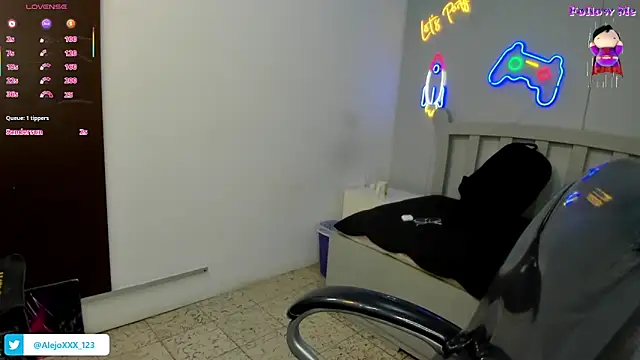 loistwink_ live sex cam