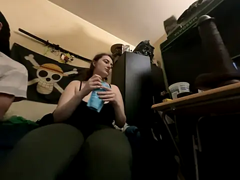 Snowbunnycake_131 live sex cam