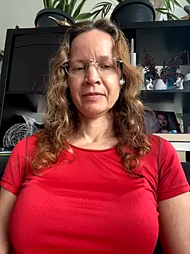 AnnikaRose live sex cam