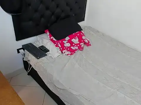 kevinkewman live sex cam