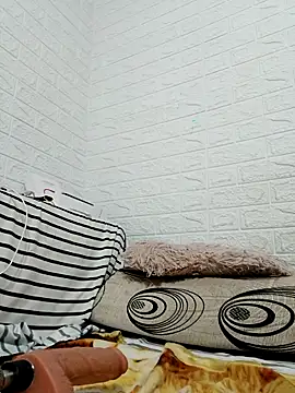 Ramona870's cam snapshot