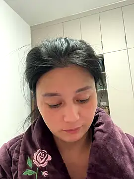 buusoom's cam snapshot