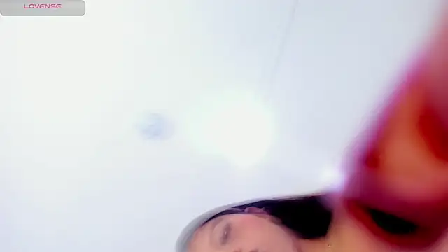 LUNATAYLORS's cam snapshot