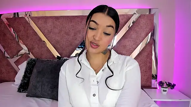 MelissaGill_'s cam snapshot