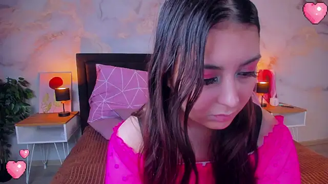 EvelineLaws's cam snapshot