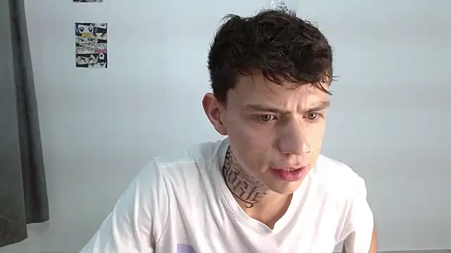 hot_teo_'s cam snapshot