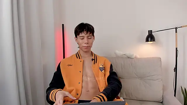 kim_lian21 live sex cam