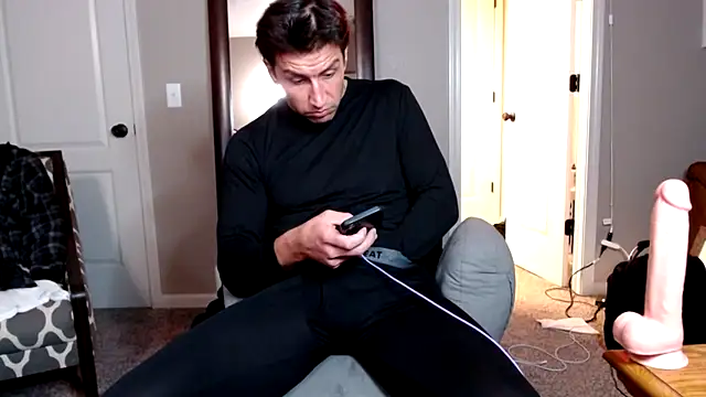 ShimmyLoe's cam snapshot