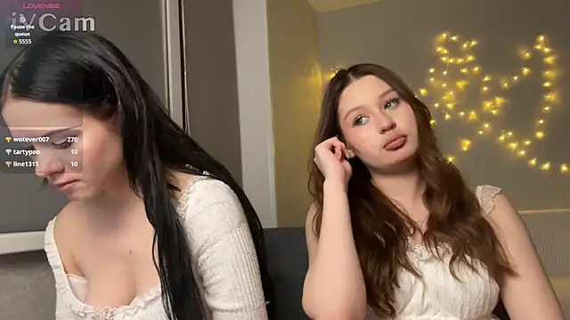 BeatriceMoonn's cam snapshot