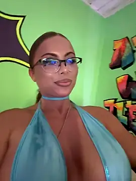 TamaraSavage live sex cam