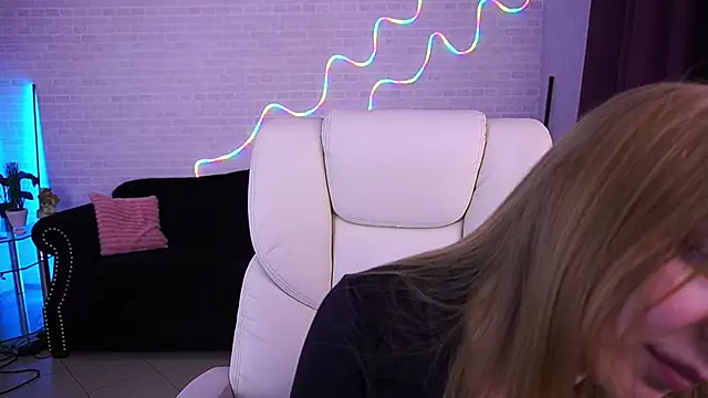 EmilySunshineS live sex cam