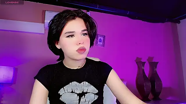ClaudiaSophia live sex cam