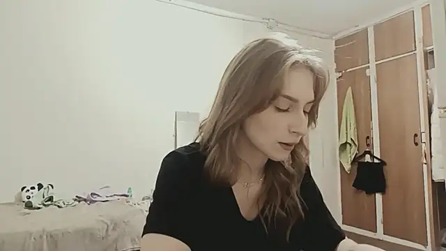 PetronilaReagen's cam snapshot