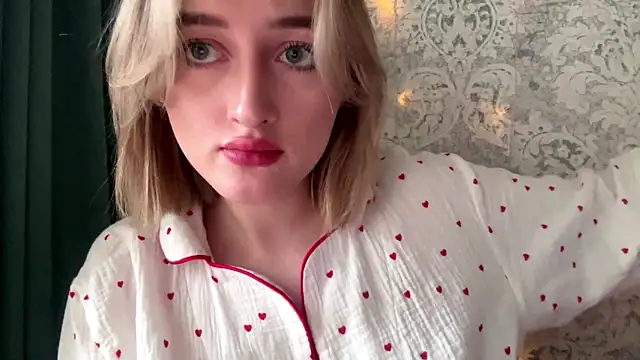 Emily_lyy's cam snapshot