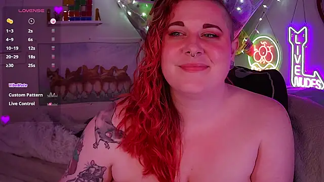 opalreigning live sex cam