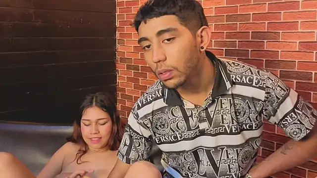 Annyeli live sex cam