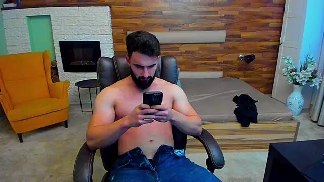 MicahLane live sex cam