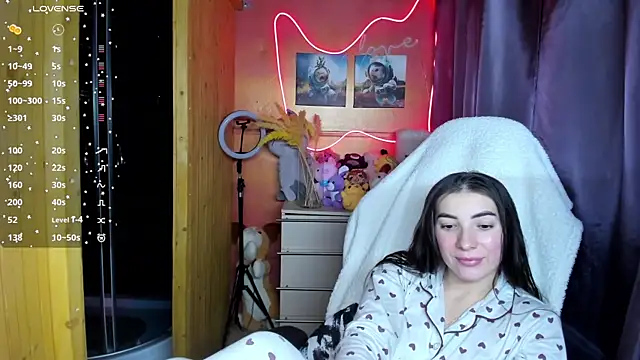 Fiery_Brunette_ live sex cam