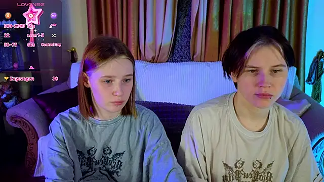 Girls_Fingers live sex cam