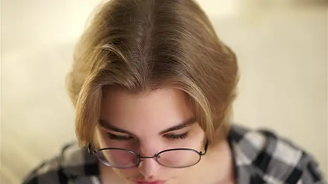 MelodyBaur live sex cam