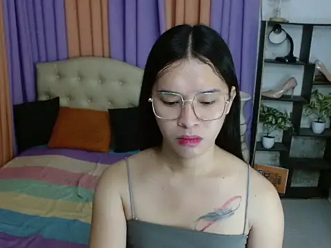 SeductiveAppleTS live sex cam