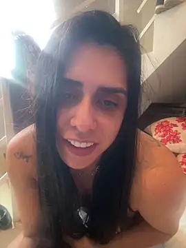 Monahliza live sex cam