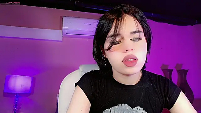 ClaudiaSophia live sex cam