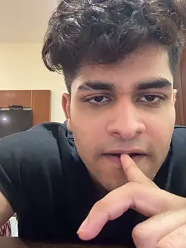 Vihaaanfucks live sex cam