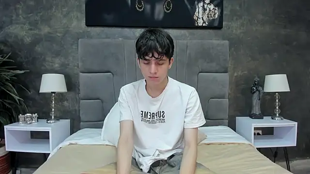 bruce_hans live sex cam