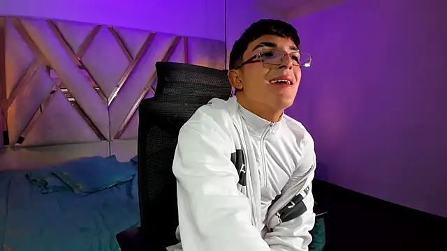 sayronvg live sex cam