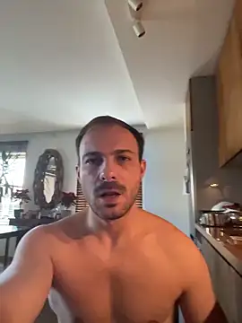 Adventurehotman live sex cam