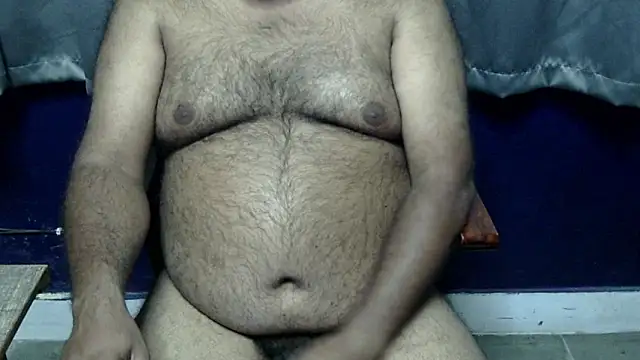 hairysubcub_70's cam snapshot