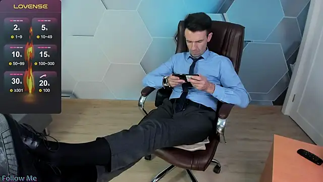 SteveTiger live sex cam