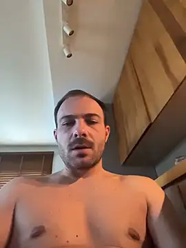 Adventurehotman live sex cam