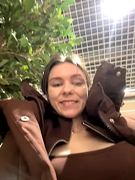 MilaBee live sex cam