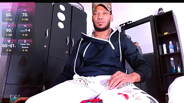 SELFSUCK_KING_420 live sex cam