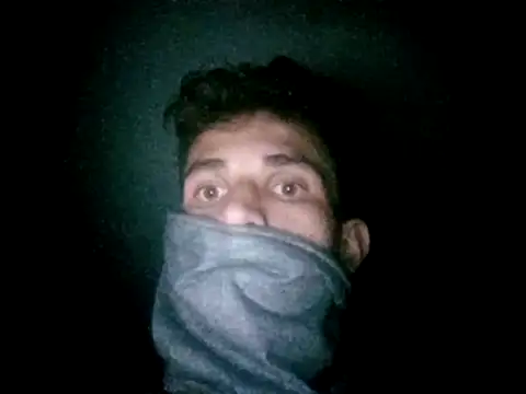 SinsPleasuresAndCum live sex cam