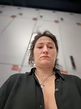 ZhenjaPoledance live sex cam