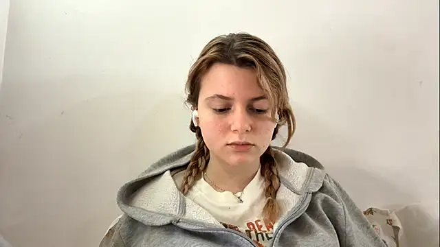 AlanaPostell live sex cam