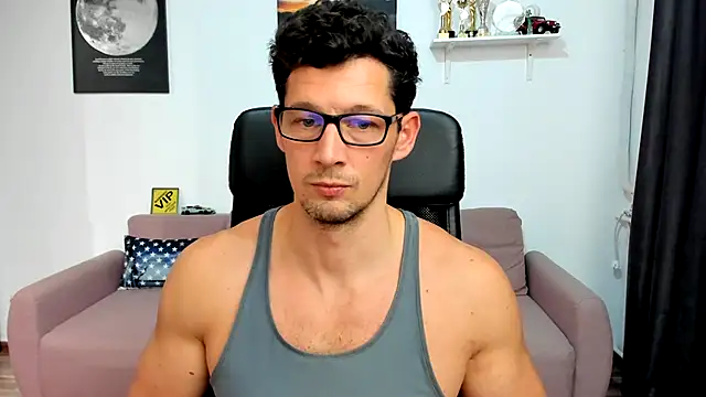 BrutusK08 live sex cam