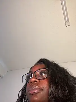 LillShayy live sex cam