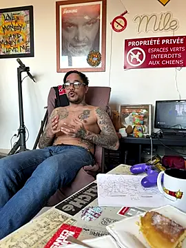 mileflav0r live sex cam