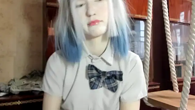 Yoonhee_Kiss live sex cam