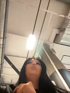 Tisha_Busty live sex cam