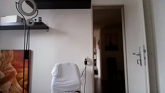 alpha-hunk live sex cam